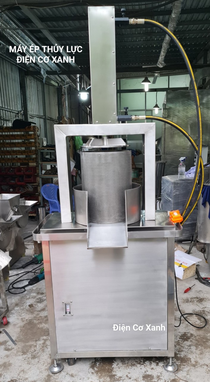 Máy ép thuỷ lực vắt nước rau cần