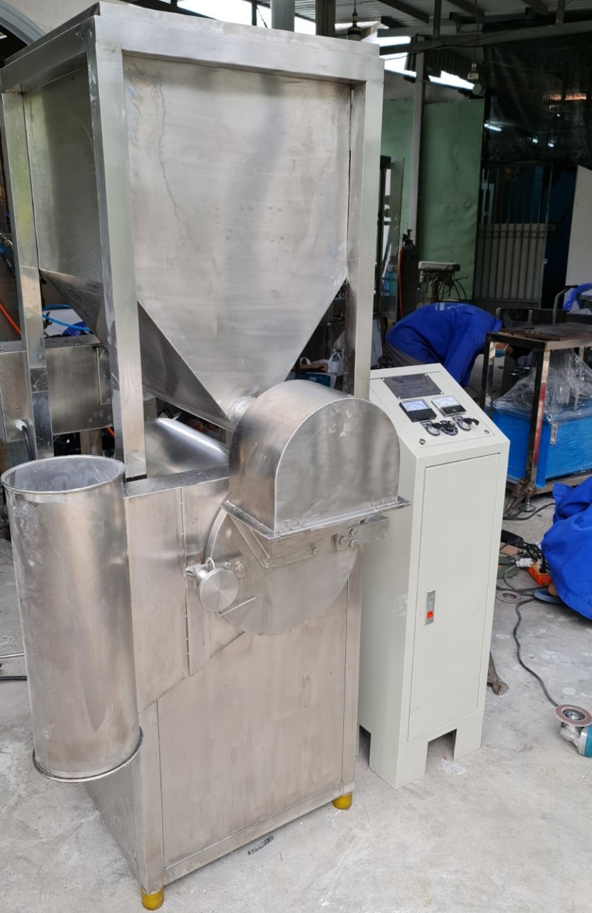 Máy nghiền bột gạo thô tự động