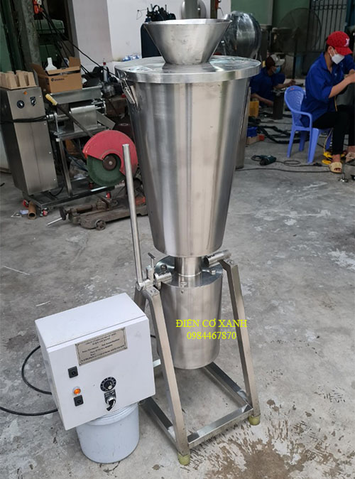 Máy xay hỗn hợp táo lê sả díp cá